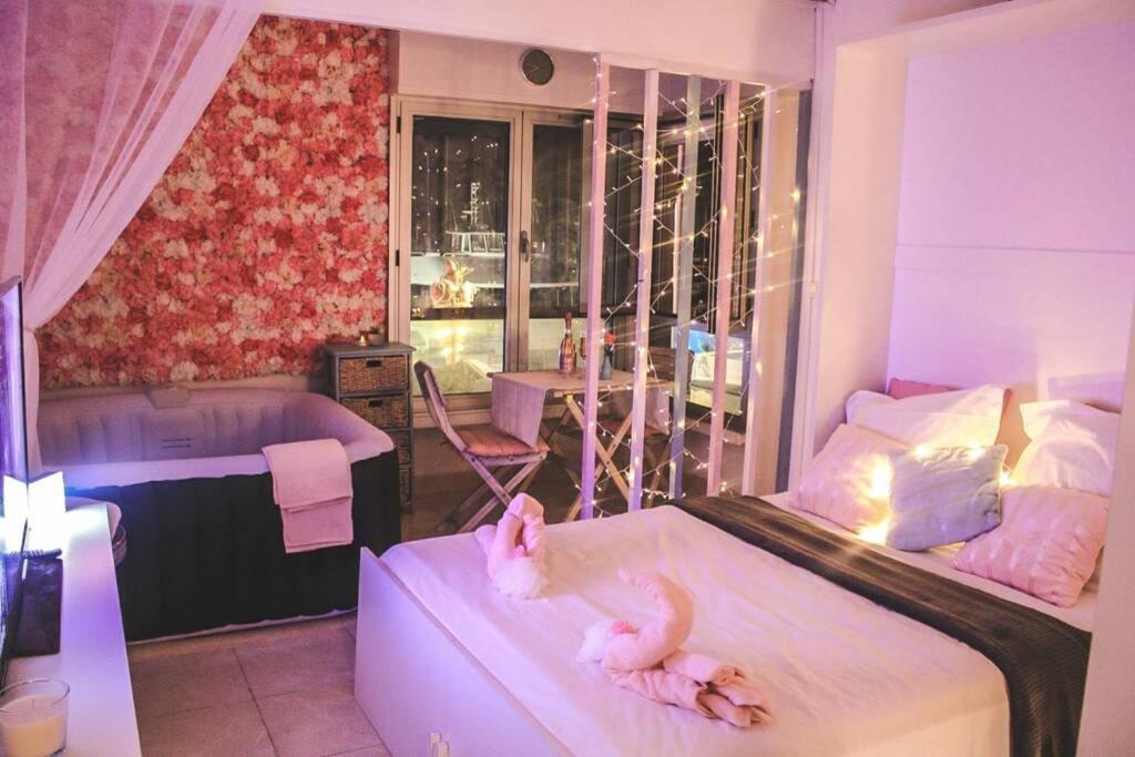 Shly Suite Et Spa Agde Ngoại thất bức ảnh